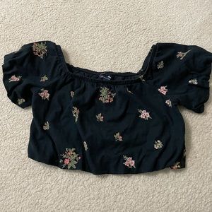 American Eagle Cropped Flower Top